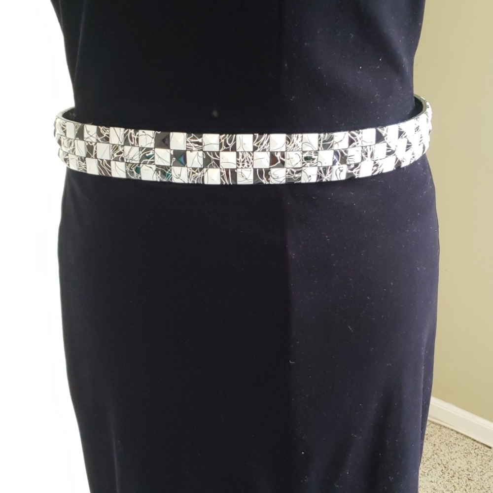 Belt - Picture 3 of 7
